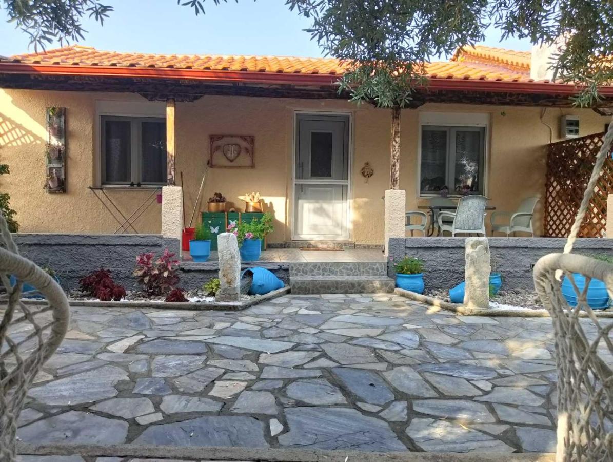 Housebutterfly Apartment Toroni Exterior photo