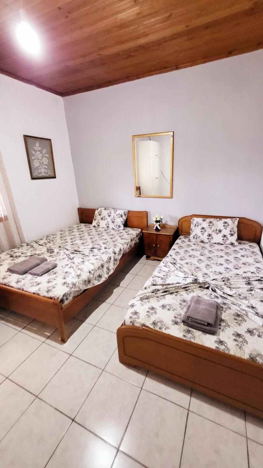 Housebutterfly Apartment Toroni Room photo